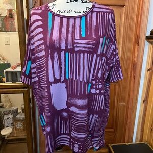 LuLaRoe Small Irma Top